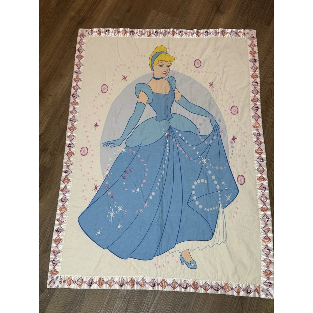 Disney Princess Cinderella Quilted‎ Blanket 32x44 Nursery Kids Baby Satin Trim